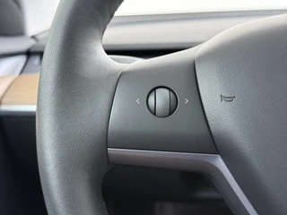 Tesla Model 3 Long Range AWD 75 kWh FABRIEKSGARANTIE OP ACCU & AANDRIJFLIJN TOT 2031 OF 192.000 KM + ALGEMENE AUTO T/M 06-2027 of 80.000KM! BTW verrekenbaar | SOH 94% | / 31