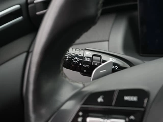 Hyundai Tucson 1.6 T-GDI PHEV Comfort Smart Panoramadak | Trekhaak | Navigatie | Camera / 37