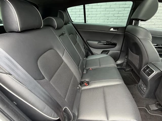 Kia Sportage 1.6 T-GDI GT-Line PlusLine I INCL. € 850,00 AFL.KOSTEN + BOVAG GARANTIE / 31