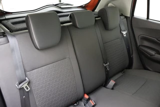 Suzuki Swift 1.2 Style Smart Hybrid / 16