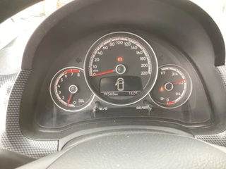 Volkswagen Up! 1.0 / 11