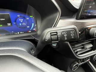 Ford Kuga BWJ 2021 2.5 225 PK PHEV Vignale  FULL LED | LEDER | STOEL+STUUR VERW. | PANODAK | ELEKTR. STOELEN | ELEKTR. ACHTERKLEP | CAMERA | NAVI | CLIMA | CRUISE | CARPLAY + ANDROID | KEYLESS | LMV | PDC / 17