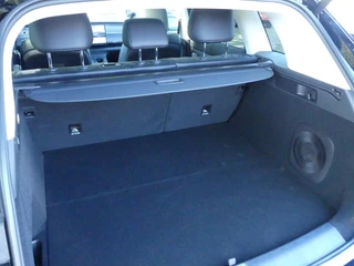 Leapmotor C10 Design ProMax 81.9 kWh 300PK Automaat Navigatie, Camera 360, Lichtmetalen velgen, Elektrische Achterklep, Kunstlederen bekleding, Stoel Verwarming & Ventilatie / 7