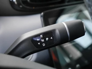 Leapmotor T03 Design 37.3 kWh | Nieuwe auto | Snel leverbaar! | Actieradius van 265 km (WLTP) Gecombineerd | Camera | Panoramadak | Adaptive cruise control | Dodehoek detectie | Lichtmetalen velgen / 20