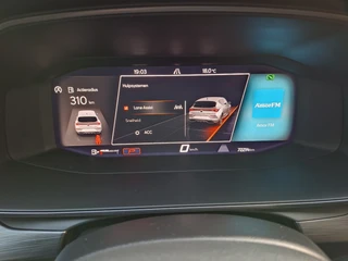 Cupra Leon 1.5 eTSI Business Intense AUT.* Navigatiesysteem * Elektrische stoelen met memory * Parkeercamera * / 22