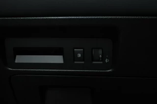 BYD SEAL U 1.5 T DM-i AWD Design  4 wheel drive! trekgewicht 1300kg! / 32
