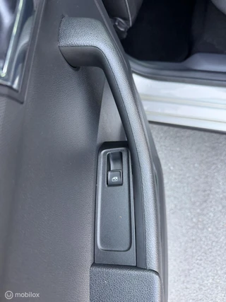 Skoda Fabia Combi 1.0 TSI DSG SCOUT LINE CLIMA*CARPLAY*CRUISE*PDC / 24