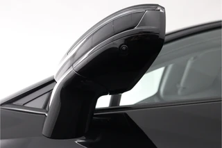 Omoda 5 EV Premium 61 kWh *DEMO* - Stoel/Stuurwiel verwarming - Schuif/Kanteldak - Navigatie - Adaptief Cruise Conrole - WLTP 402 KM - 7 Jaar fabrieksgarantie / 42