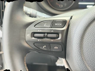 Kia Picanto 1.0 DPi DynamicLine RESTERENDE FABRIEKSGARANTIE T/M 2033 | Apple Carplay / Android Auto | Lichtsensor | Cruise Control | Camera Achter | 14"Lichtmetalen Velgen | Airconditioning / 21