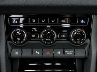 Skoda Karoq 1.5 TSI Sportline Business | Automaat | Schuif-kantel Dak | Sportpakket | Apple Carplay/Android Auto | Adaptive Cruise Control / 22