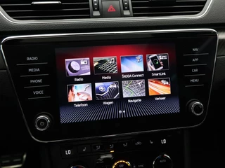 Škoda Superb Combi 1.5 TSi ACT 150 Pk Automaat Sportline Business | Trekhaak | Stoelverwarming | Panorama dak | Camera | Canton Audio | Alcantara | CarPlay | 18 Inch / 31