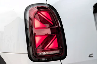 MINI Countryman 1.5 Cooper SE ALL4 PHEV Chili JCW Panorama Head-Up / 20