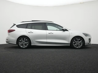Ford Focus Wagon 1.0 EcoBoost Hybrid ST Line X Private lease €539 p.m. / 13