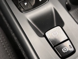Volvo XC40 1.5 T4 Recharge | Apple/Carplay | Camera | Elek. Kofferklep | Climate/Control | Cruise/Control | / 13
