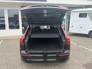 Volvo XC60 2.0 B4 Momentum Business  | Keyless | LED | Apple/Android | PDC v+a incl. Camera | Google | Elekt. Klep / 12