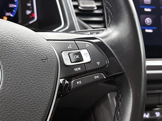 Volkswagen T-Roc 1.5 TSI Sport | Trekhaak | Camera | CarPlay | Stoel-/Stuuverwarming | Adaptive Cruise | / 15