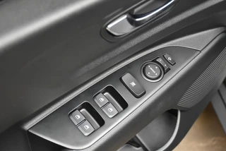KIA Stonic 1.0 T-GDi MHEV 100pk DCT7 DynamicPlusLine / 16