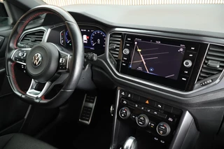 Volkswagen T-Roc 1.5 TSI 150pk DSG R-Line Sport Keyless Virtual Cockpit Navigatie / 4