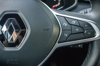 Renault Clio 1.0 TCe Intens | Rijklaar | Mirror Screen | Airco | Cruise Control | Parkeersensoren rondom | Camera | 1e eigenaar / 23