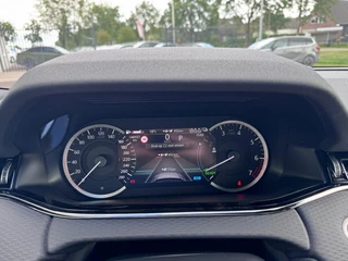 Land Rover Range Rover Evoque 1.5 P300E S AWD R-Design Panoramadak Camera Stoelverwarming Carplay Meridian / 7