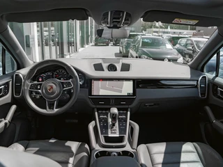Porsche Cayenne 3.0 E-Hybrid Sport-Chrono|Stoelverwarming|Bose|Nachtzicht|360 Camera|Elektr. Achterklep|Stuurverwarming / 2