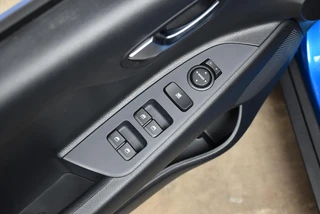 Kia Stonic 1.0 T-GDi MHEV 100pk DynamicLine Navi climate / 15