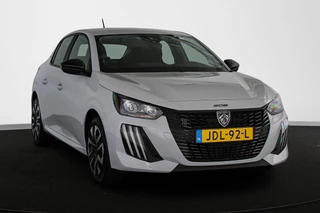 Peugeot 208 1.2 PureTech 100 Style / 2