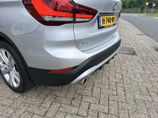 BMW X1 xDrive20i High Executive  | Afn. trekhaak | Pano | LED | Leder | Sportstoelen | Apple/Android | Stoelverwarming / 83