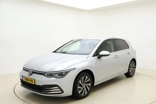 Volkswagen Golf 1.4 eHybrid Style 204pk | DSG | Trekhaak | Navigatie | Comfortstoel | Apple Carplay/Android Auto | Adapt. Cruise control | Climate control | LED koplampen
