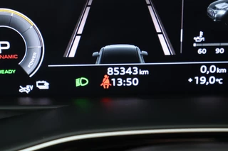 Audi Q7 55 TFSIe 381pk quattro Pro Line S Leder Memory Sluithulp B&O Panoramadak Camera Stoel + Stuurverwarming Luchtvering Navigatie 2x S-Line / 52