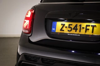 MINI 3-Door 2.0 John Cooper Works Classic / 28