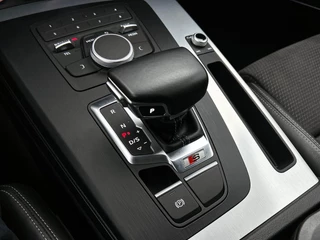 Audi Q5 3.0 TFSI SQ5 quattro S Line | Automaat | Pano | B&O | Virtual Cockpit | Navi | Stoelverwarming | Trekhaak / 19