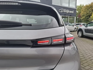 Peugeot 308 110 Active Pack Business Nav/Clima/LMV / 33