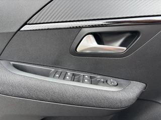 Peugeot 208 1.2 Hybrid 110 e-DCS6 / 18