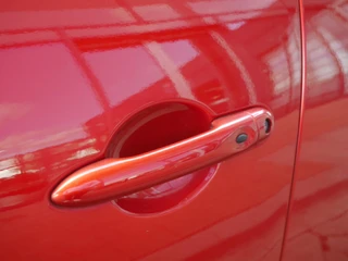 Renault Clio Estate 0.9 TCe Limited 90pk | Navigatie | Trekhaak | Airco | Cruise Control | Parkeerhulp achter | Extra getint glas | Lichtmetalen velgen / 37