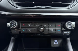Jeep Compass 1.5T e-Hybrid S | Automaat | Rondomzicht Camera | Lederen bekleding | Stoel & Stuurverwarming | Lichtmetalen velgen | Keyless | Climate control / 30