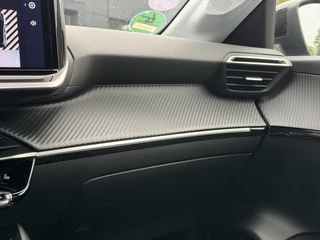 Peugeot 208 Allure 1.2 Hybrid 100PK e-DCS6 Automaat Trekhaak, Navigatie, Achteruitrijcamera, Keyless, Stoelverwarming, Apple Carplay, Android Auto / 34