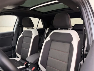 Volkswagen T-Roc 2.0 TSI 4Motion Sport DSG Pano Trekh Virtual Camera DCC / 11