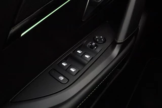 Peugeot 208 1.2T 100pk GT | Demo | Navigatie | Climate & Cruise Control | 3D-Cockpit | Parkeersensoren | Camera / 20