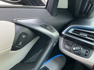BMW i8 334pk Limited Edition Ferrada HUD 360°Cam Plug-in PHEV / 46