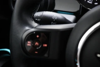 MINI 5-Deurs 1.5 Cooper Business Edition | CLIMA | STOELVERWARMING | DAB | APPLE | MOONWALK GREY / 33