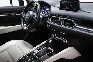 Mazda CX-5 2.0 SkyActiv-G 165 Skylease+ | ACHTERBANKVERWARMING | HEAD UP | DAB | 360 CAMERA | TREKHAAK | 19" / 4