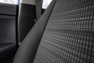 Kia Stonic 1.0 T-GDi MHEV DynamicLine  | Camera | LED | NL Auto / 12