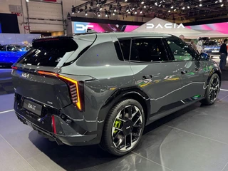 Kia EV4 GT AWD 81.4 kWh Launch control | Elektronisch adaptief onderstel met road-preview | 20' lichtmetalen GT-velgen | NIEUW TE BESTELLEN / 5
