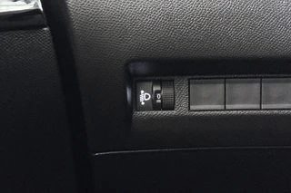 Peugeot 208 1.2 PureTech 75 Active / 21