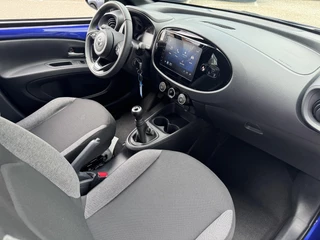 Toyota Aygo X PLAY 5-DEURS AIRCO CAMERA AD-CRUISE APPLE/ANDROID NL-AUTO / 5