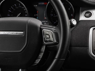 Land Rover Range Rover Evoque 2.2 TD4 4WD 150 PK Pure | Trekhaak | Leder/Alcantara |  Cruise control | Parkeersensoren | 17" / 19