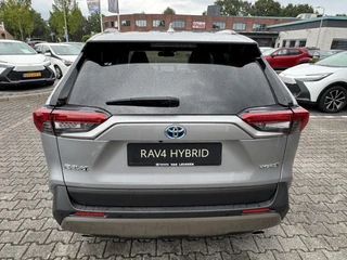 Toyota RAV4 2.5 Hybrid AWD DYNAMIC 1650KG TREKGEW STOELVERW PARK-SENSOREN NAVI CAMERA APPLE/ANDROID LM-VELGEN / 7