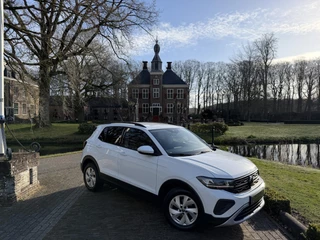 Volkswagen T-Cross 1.0 TSI Life Edition | Clima | Adaptive Cruise Virtual Dashboard | / 4