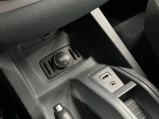 Ford C-Max 1.0 Titanium AIRCO CRUISE LM. / 34